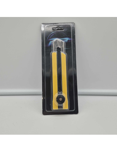 Cutter professionnel 25 mm – Offre spéciale à 3,90 € HT / pièce